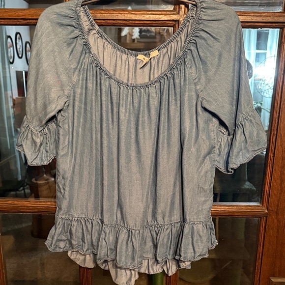 miami Tops - Mi Ami Womens Blue Chambray Ruffle Bell Sleeve Boho Peasant Blouse Top Medium